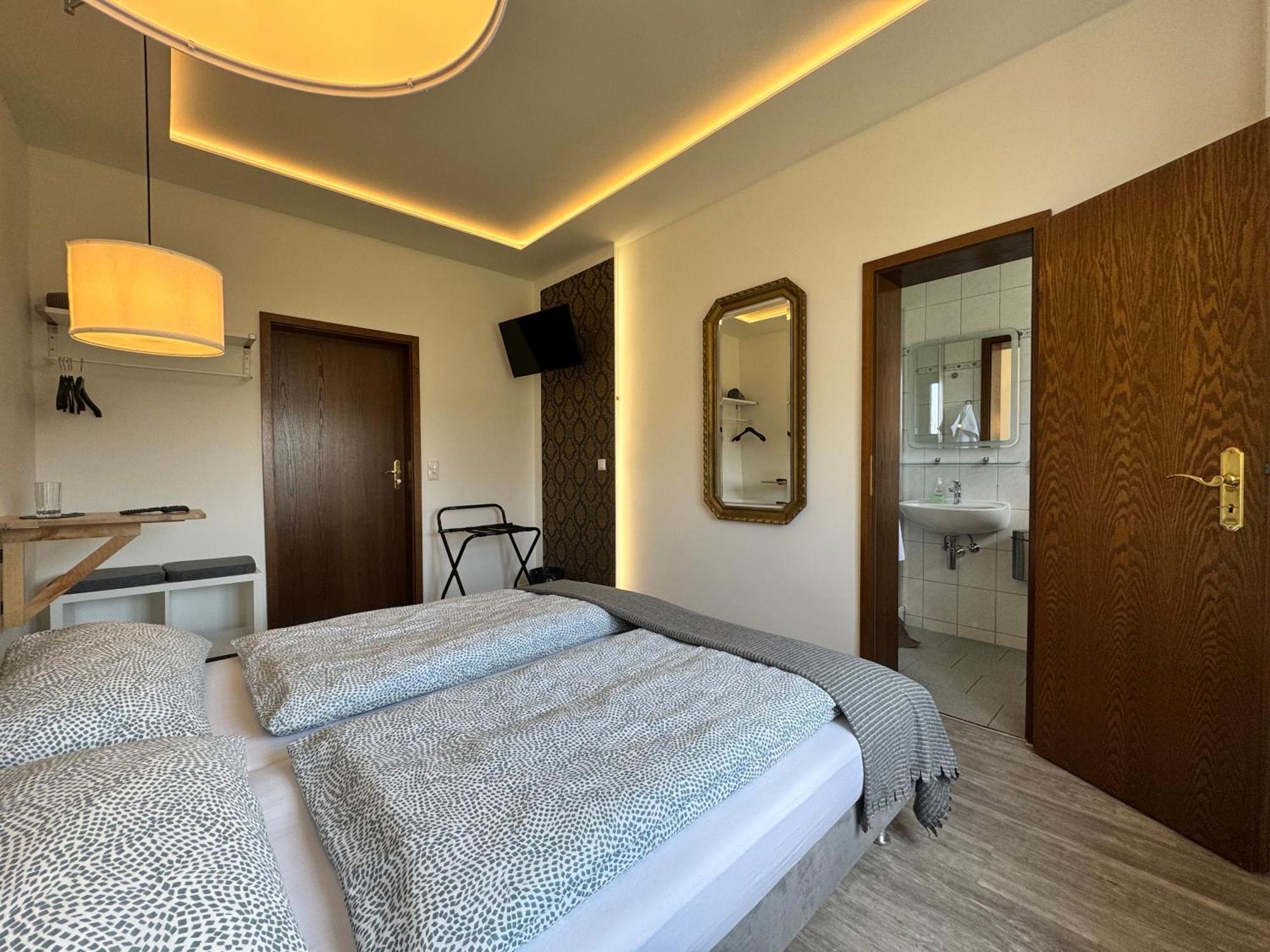 Landgasthof & Hotel Waldeck Treuen Екстер'єр фото